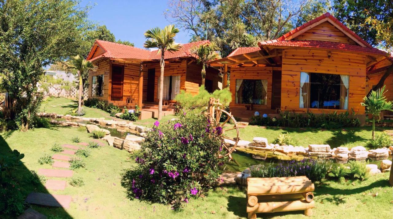 Sora Homestay Pleiku Exterior photo