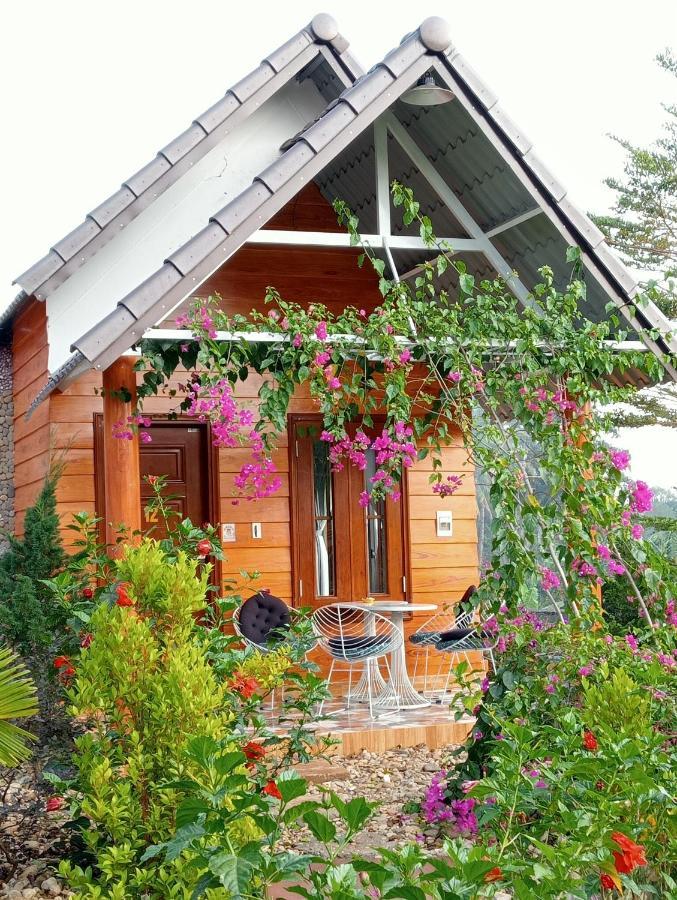 Sora Homestay Pleiku Exterior photo