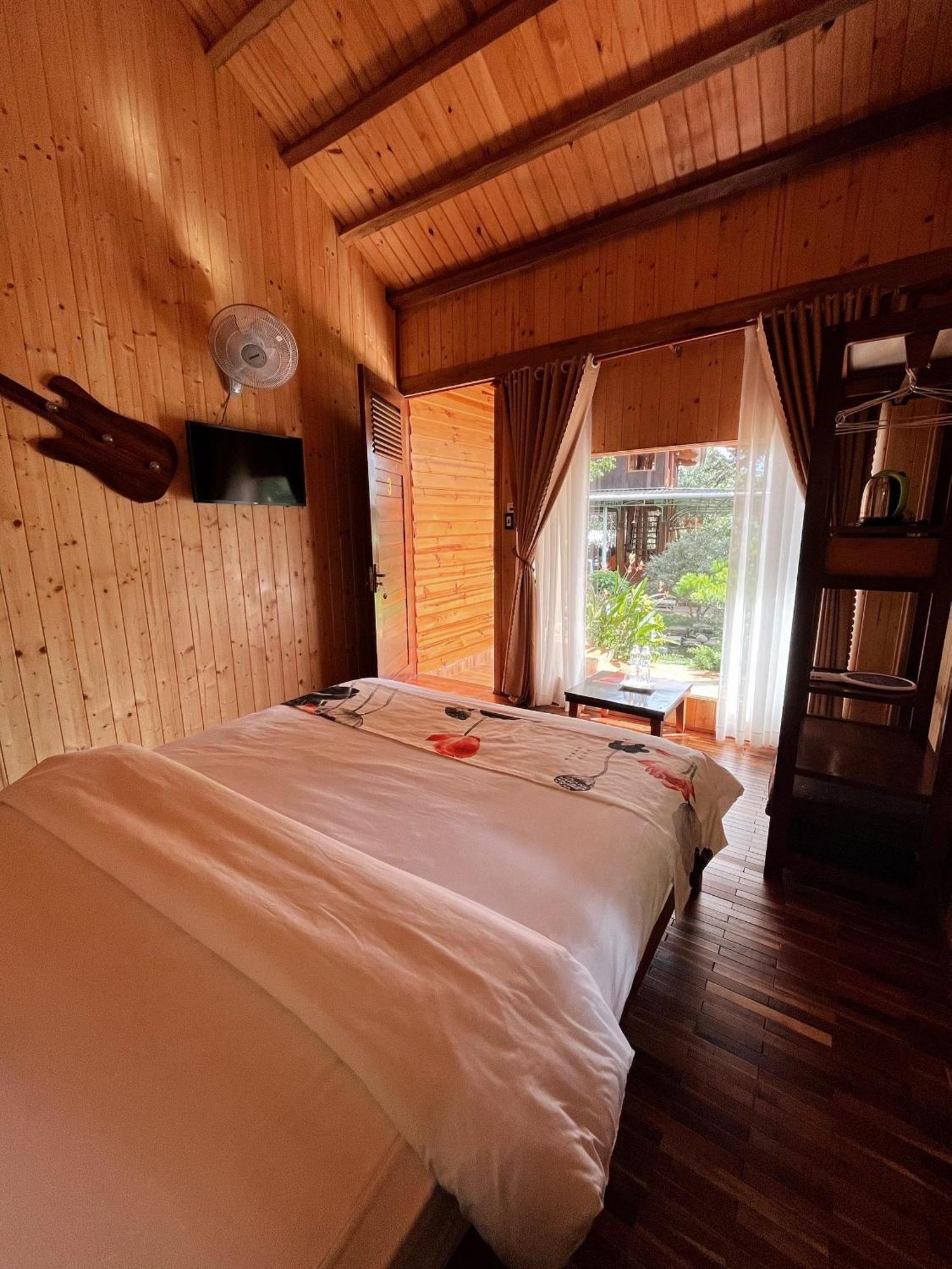Sora Homestay Pleiku Exterior photo