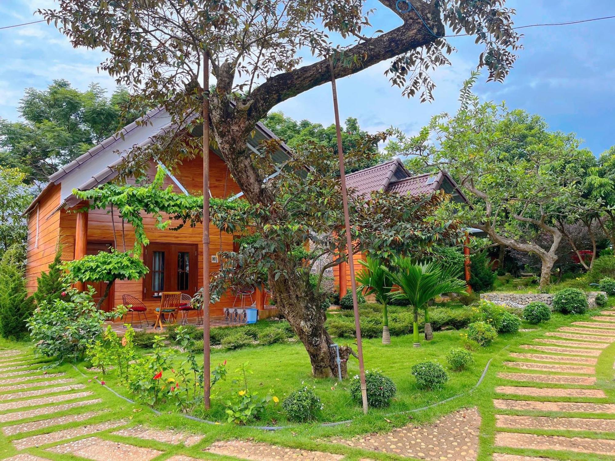 Sora Homestay Pleiku Exterior photo