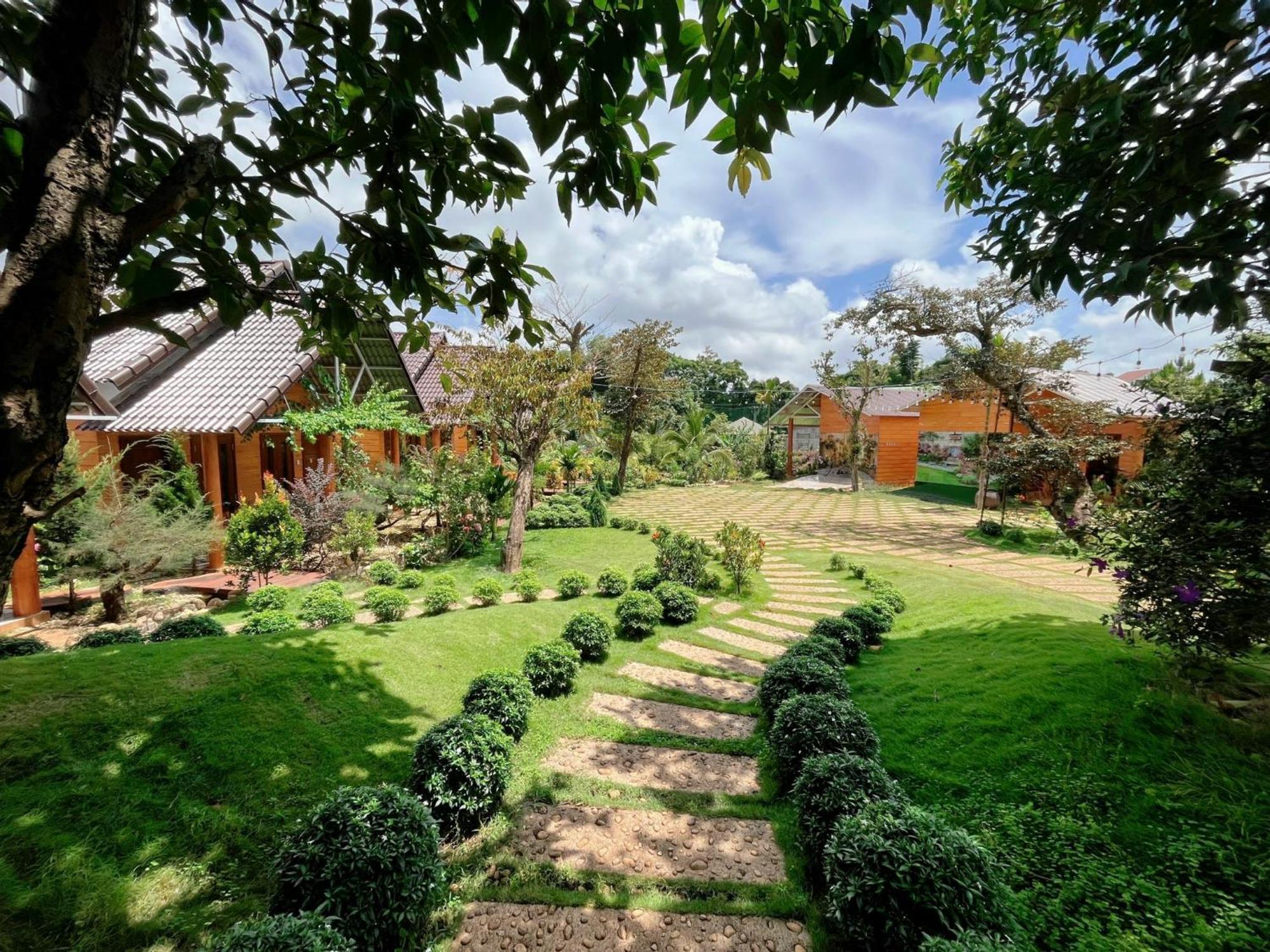 Sora Homestay Pleiku Exterior photo